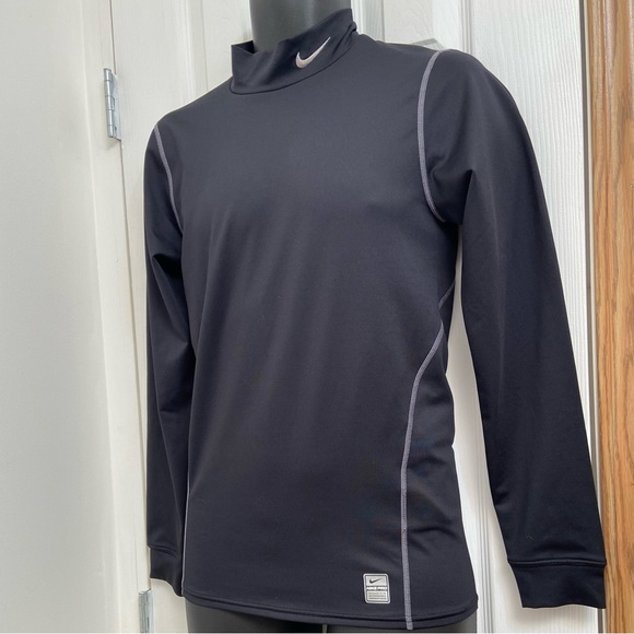 Nike Pro men dri fit men black long sleeves  logo shirt. Size M. Used. - Picture 3 of 9